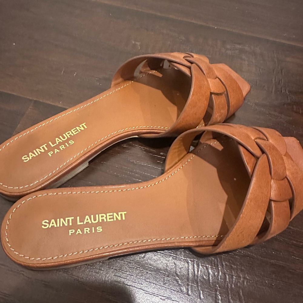 Saint Laurent Ambra Maine sandals. Woven leather sandal slide | Size EU 36